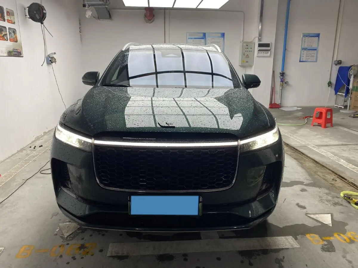2021 Li ONE Range Extended 131HP REEV 40.5KWH,autocango,china used car exporter,china ev exporter,chinese used car exporter,chinese used ev exporter