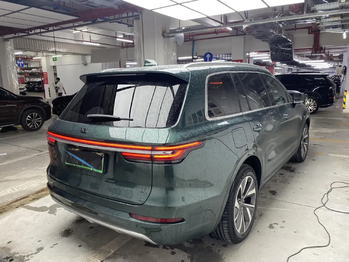 2021 Li ONE Range Extended 131HP REEV 40.5KWH,autocango,china used car exporter,china ev exporter,chinese used car exporter,chinese used ev exporter
