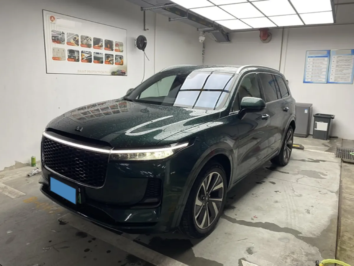 2021 Li ONE Range Extended 131HP REEV 40.5KWH,autocango,china used car exporter,china ev exporter,chinese used car exporter,chinese used ev exporter