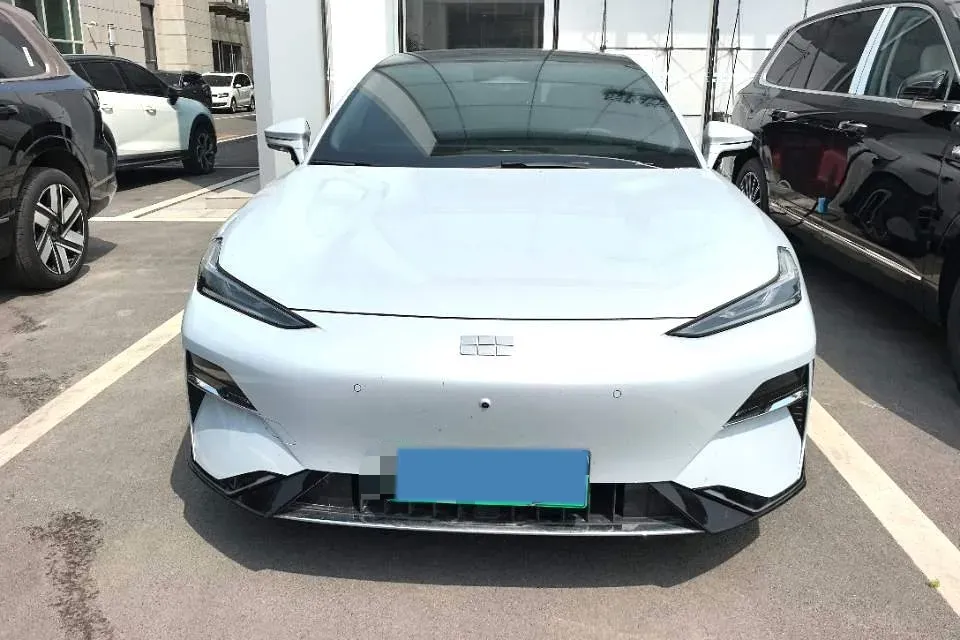 2025 Geely Galaxy E8 BEV 76KWH,autocango,china used car exporter,china ev exporter,chinese used car exporter,chinese used ev exporter