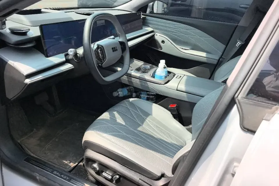 2025 Geely Galaxy E8 BEV 76KWH,autocango,china used car exporter,china ev exporter,chinese used car exporter,chinese used ev exporter