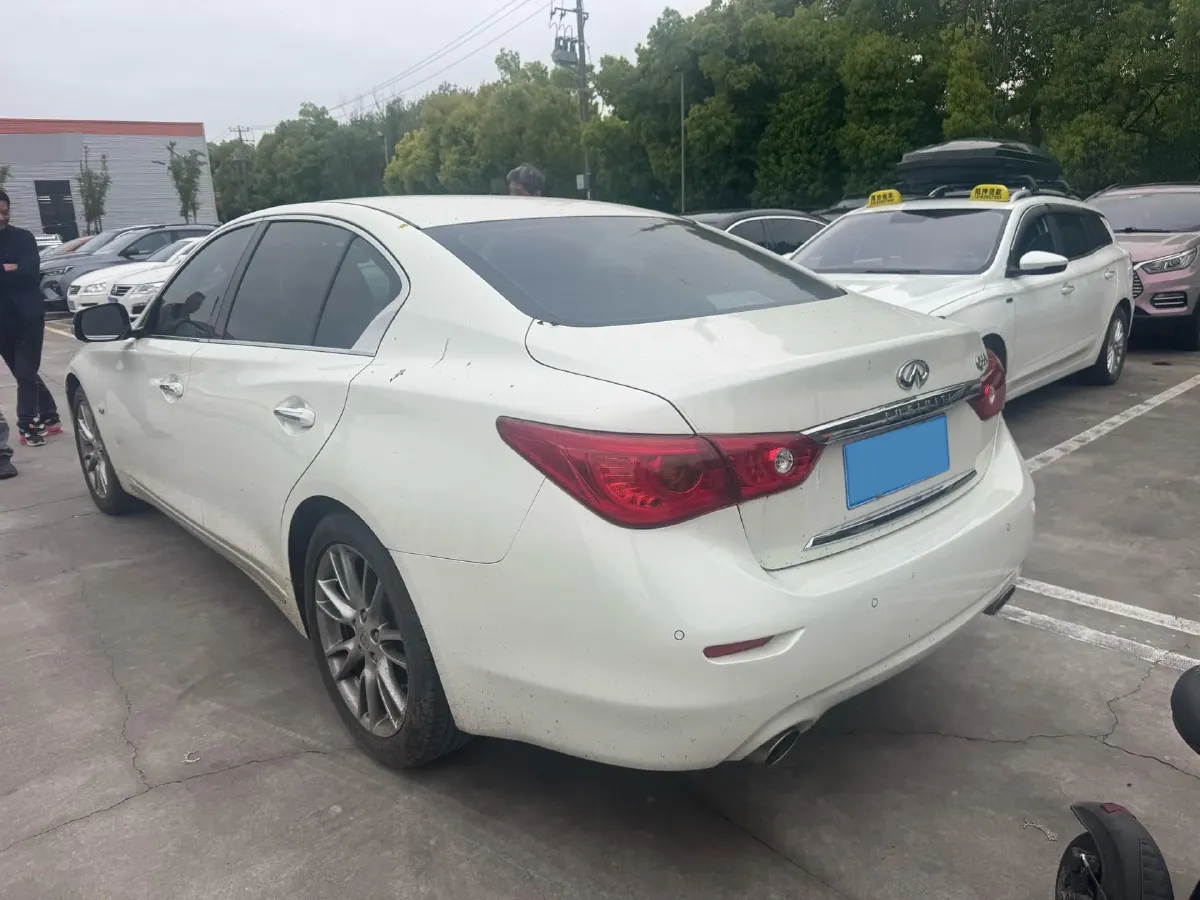 2016 Infiniti Q50L 2.0T 211HP L4 7AT,autocango,china used car exporter,china ev exporter,chinese used car exporter,chinese used ev exporter