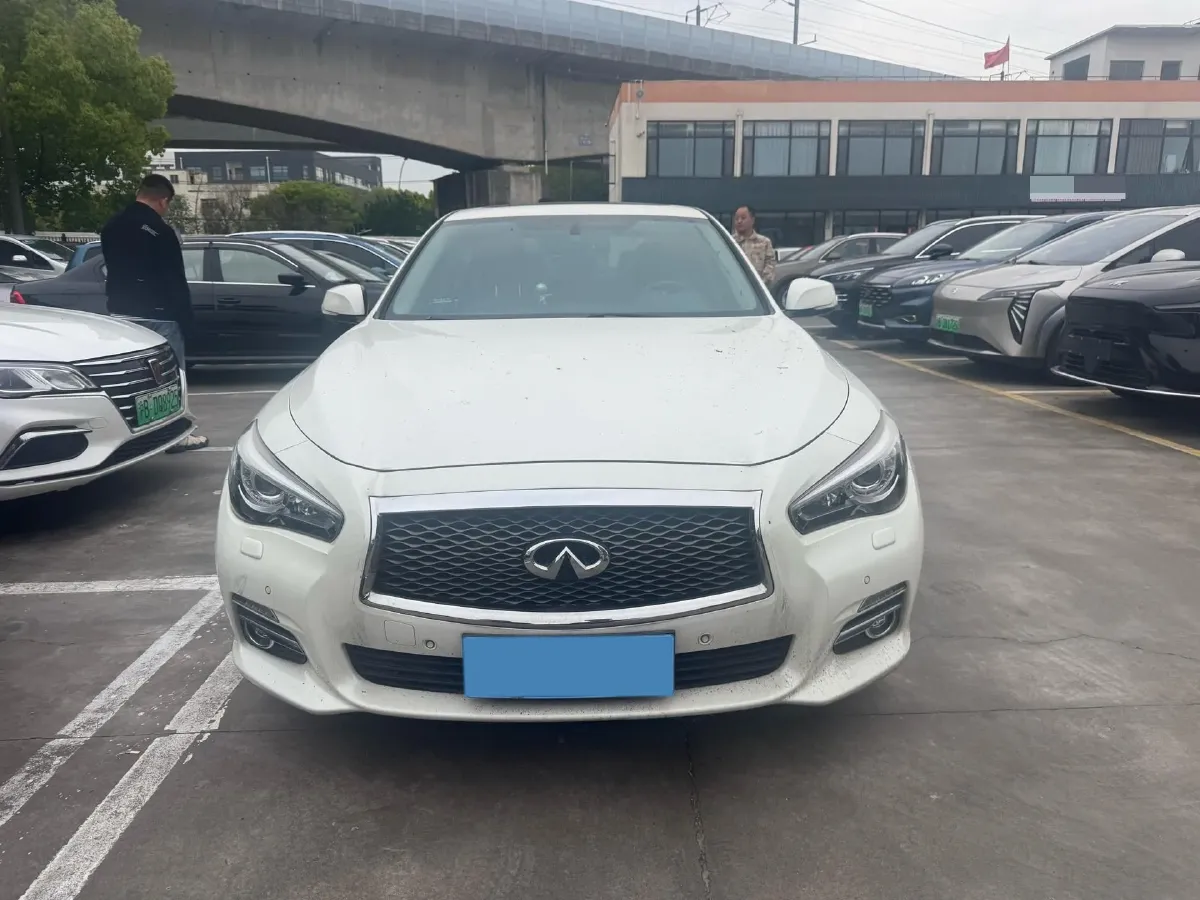 2016 Infiniti Q50L 2.0T 211HP L4 7AT,autocango,china used car exporter,china ev exporter,chinese used car exporter,chinese used ev exporter