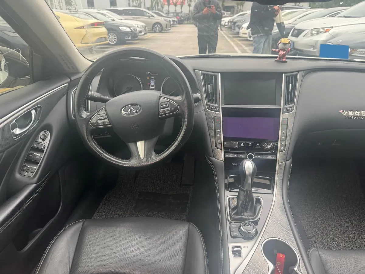 2016 Infiniti Q50L 2.0T 211HP L4 7AT,autocango,china used car exporter,china ev exporter,chinese used car exporter,chinese used ev exporter