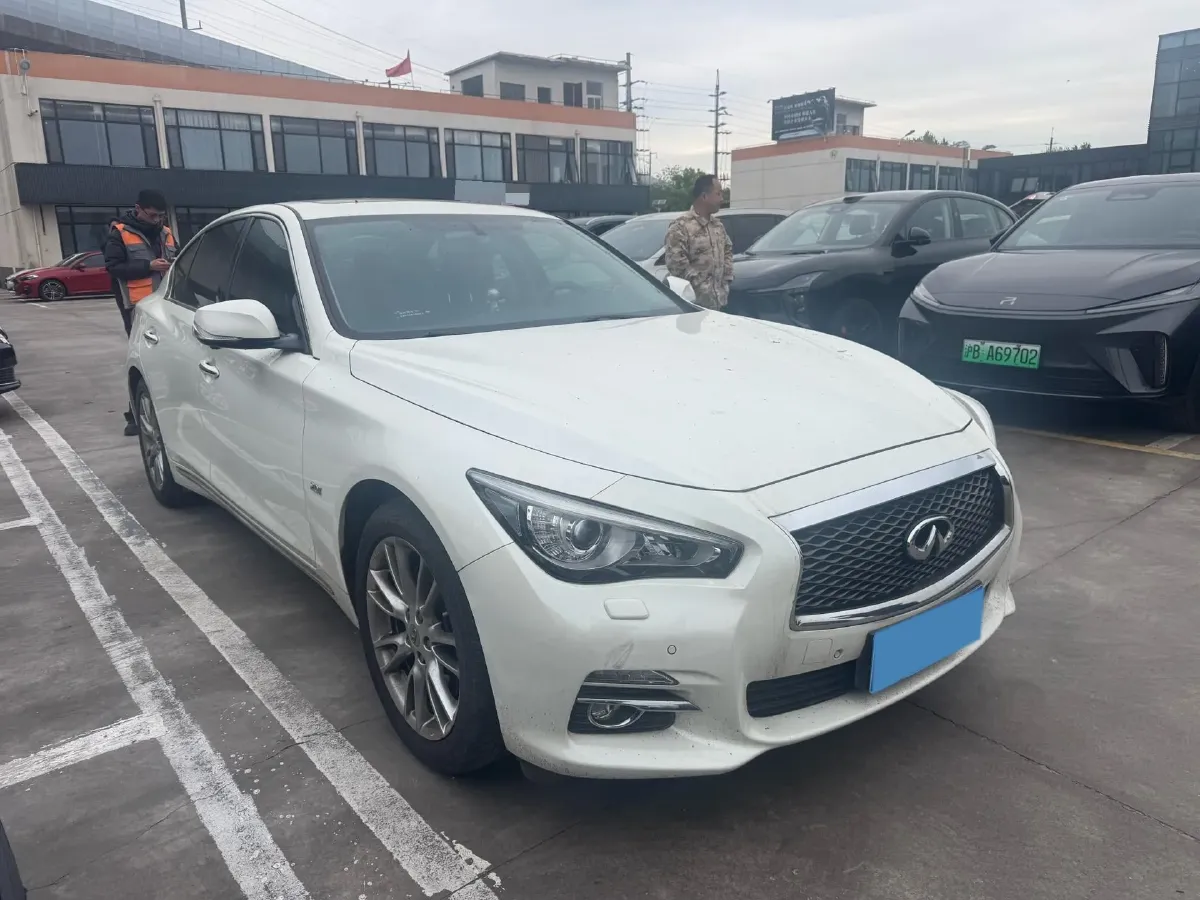 2016 Infiniti Q50L 2.0T 211HP L4 7AT,autocango,china used car exporter,china ev exporter,chinese used car exporter,chinese used ev exporter
