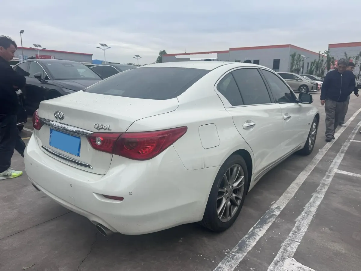 2016 Infiniti Q50L 2.0T 211HP L4 7AT,autocango,china used car exporter,china ev exporter,chinese used car exporter,chinese used ev exporter