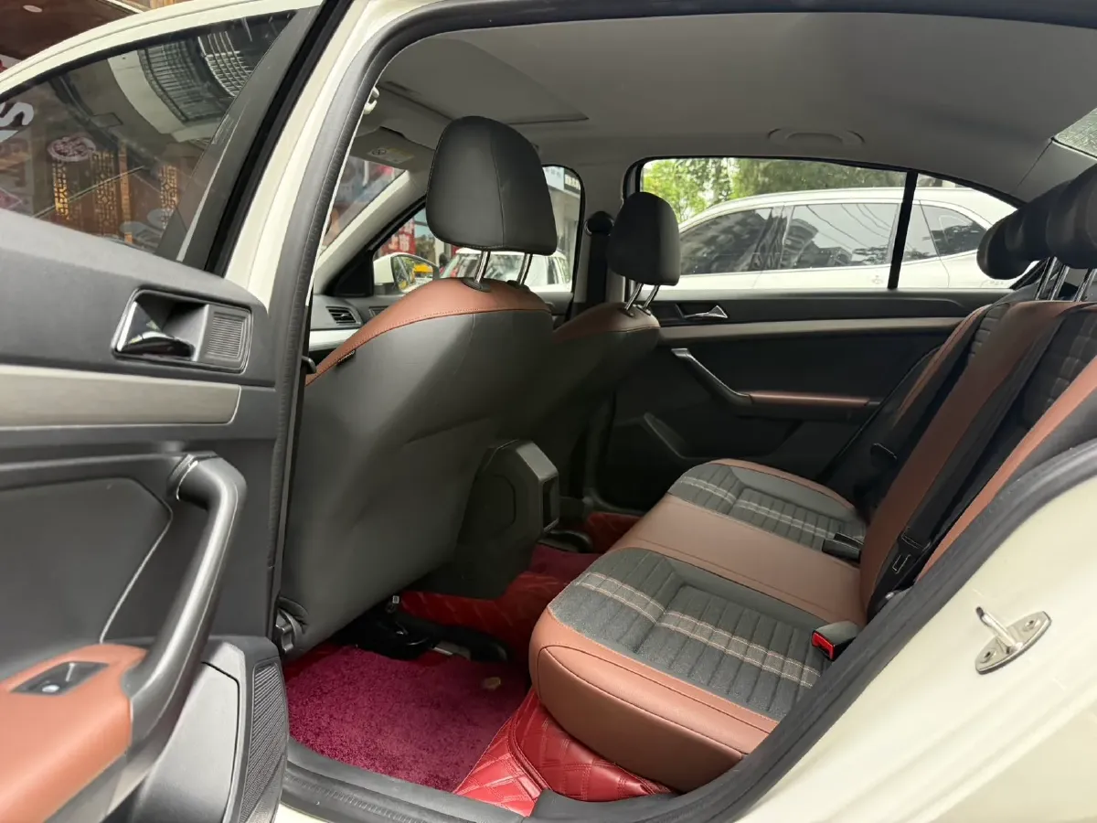 2019 Citroen C4L 1.2T 136HP L3 6AT,autocango,china used car exporter,china ev exporter,chinese used car exporter,chinese used ev exporter