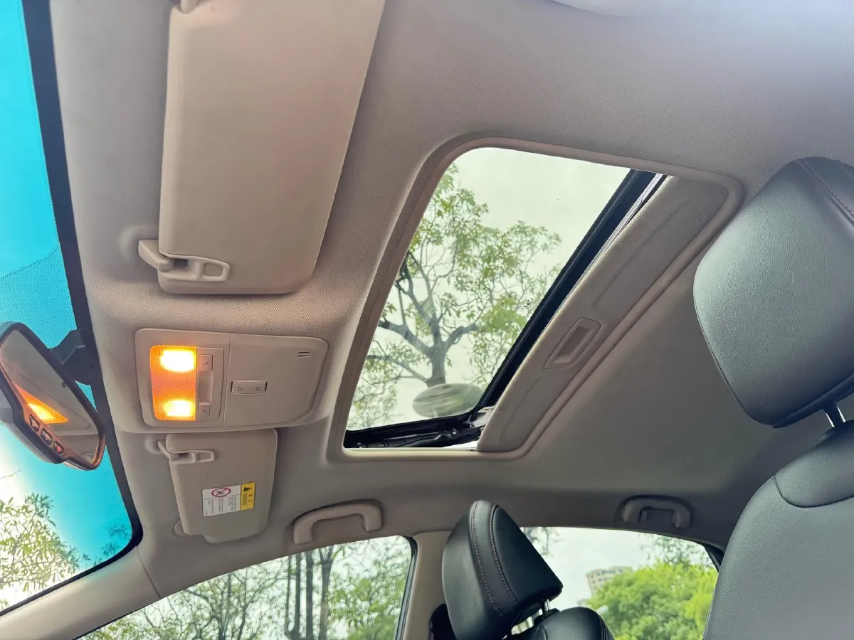 2019 Chevrolet Monza 1.0T 125HP L3 6DCT,autocango,china used car exporter,china ev exporter,chinese used car exporter,chinese used ev exporter