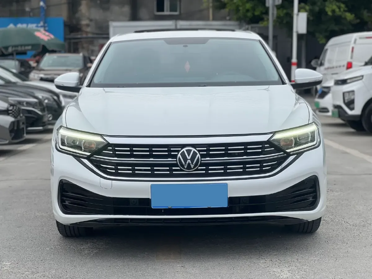 2023 Volkswagen Sagitar 1.4T 150HP L4 7DCT,autocango,china used car exporter,china ev exporter,chinese used car exporter,chinese used ev exporter