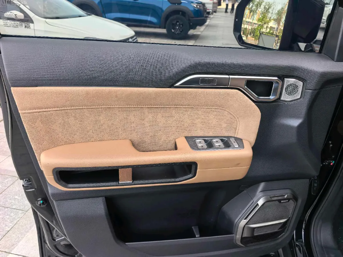 2024 Jetour Traveller 2.0T 254HP L4 7DCT,autocango,china used car exporter,china ev exporter,chinese used car exporter,chinese used ev exporter