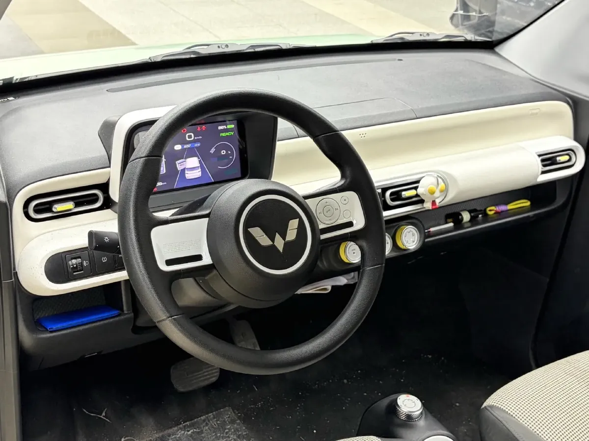 2024 WuLing HongGuang MINI EV BEV 17.3KWH,autocango,china used car exporter,china ev exporter,chinese used car exporter,chinese used ev exporter