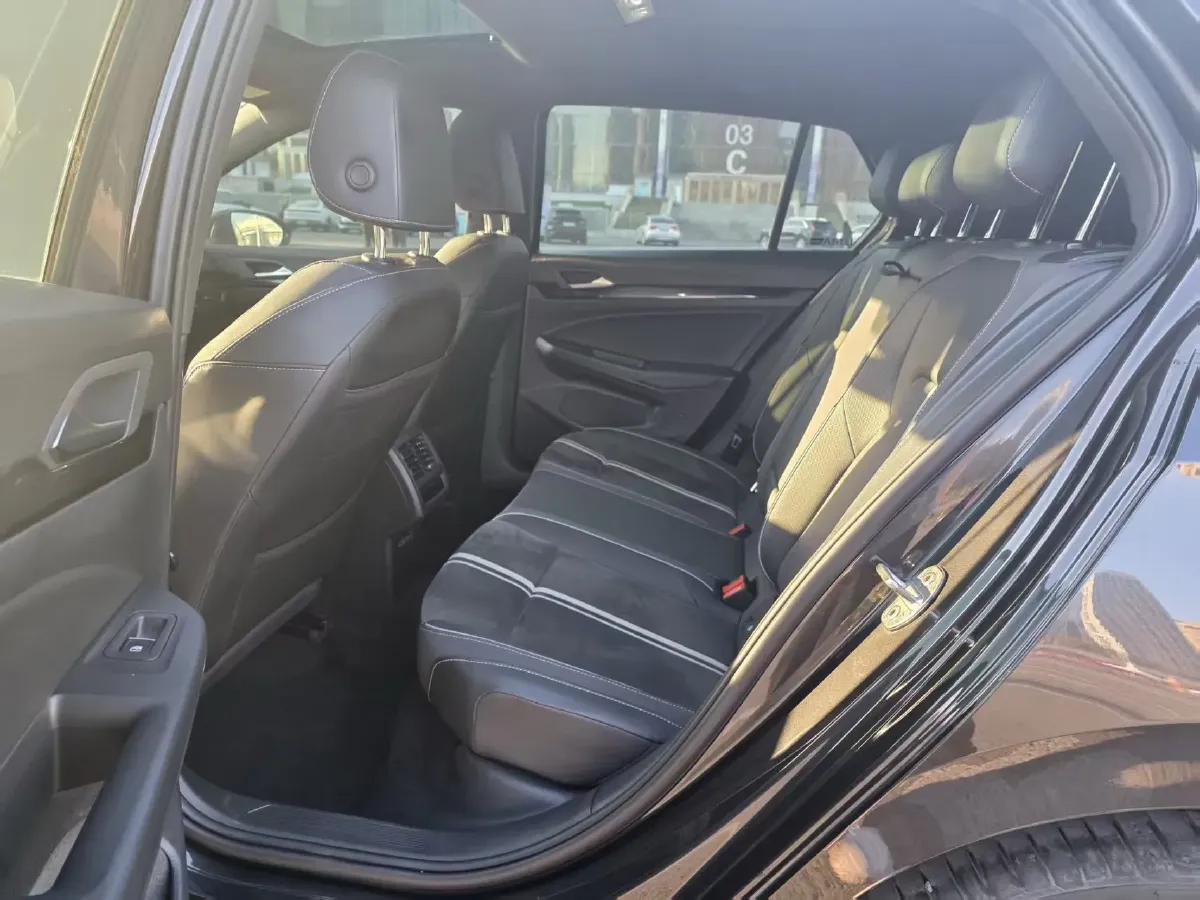 2021 Volkswagen Golf 1.4T 150HP L4 7DCT,autocango,china used car exporter,china ev exporter,chinese used car exporter,chinese used ev exporter