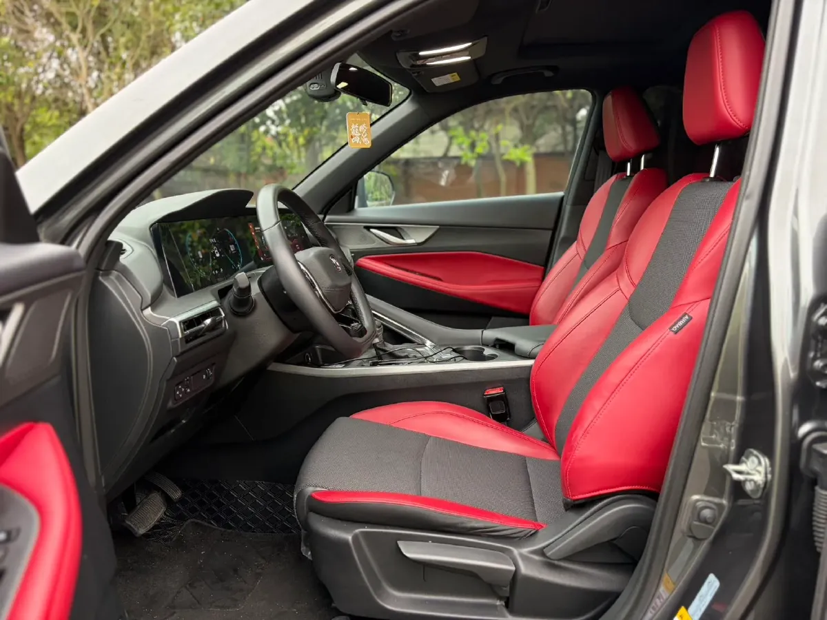 2023 ChangAn CS35 Plus 1.4T 160HP L4 7DCT,autocango,china used car exporter,china ev exporter,chinese used car exporter,chinese used ev exporter