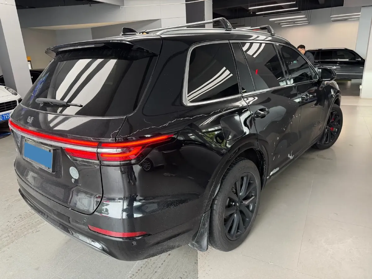 2020 Li ONE Range Extended 131HP REEV 40.5KWH,autocango,china used car exporter,china ev exporter,chinese used car exporter,chinese used ev exporter