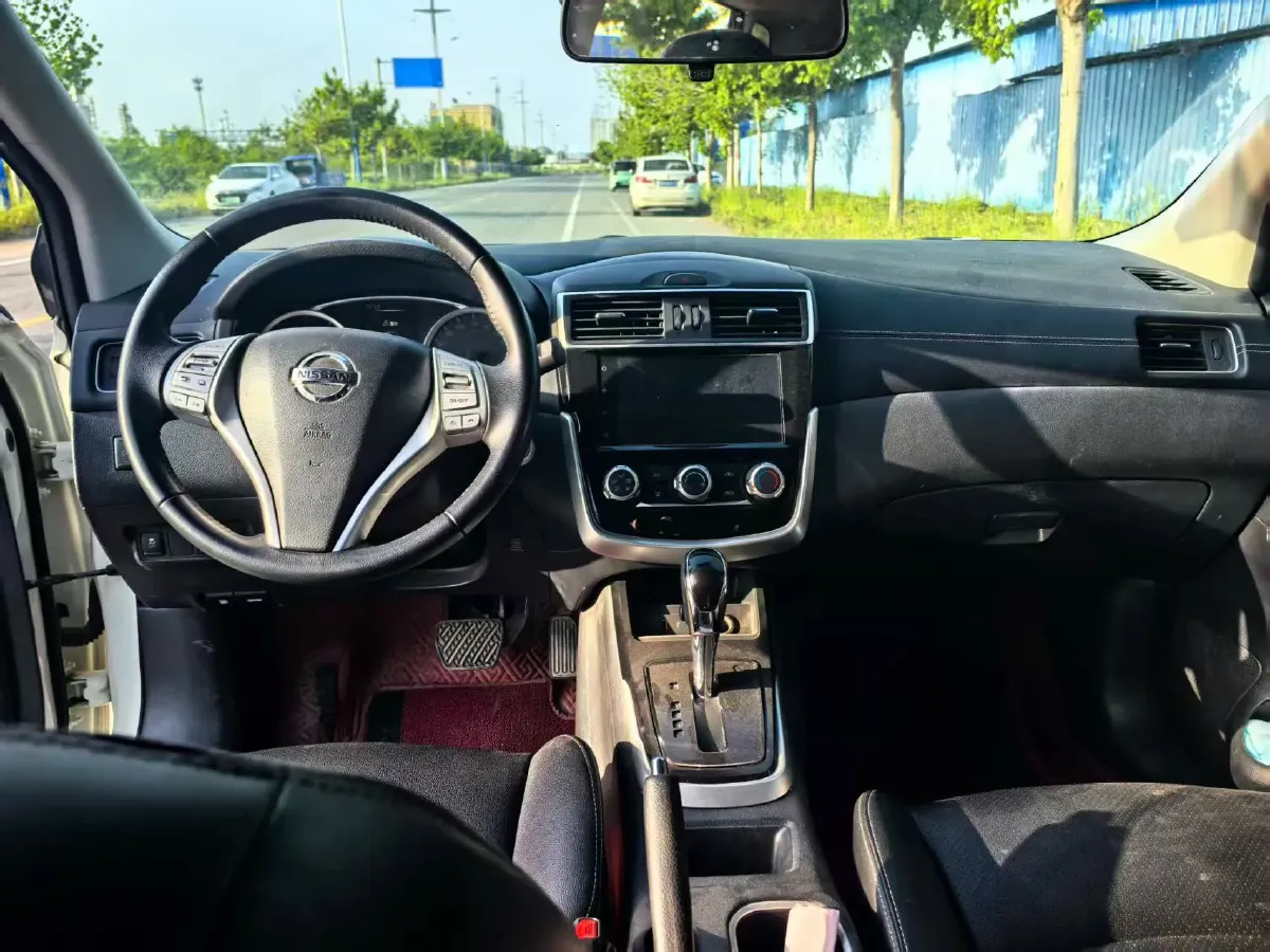 2021 Nissan Tiida 1.6L 122HP L4 CVT,autocango,china used car exporter,china ev exporter,chinese used car exporter,chinese used ev exporter