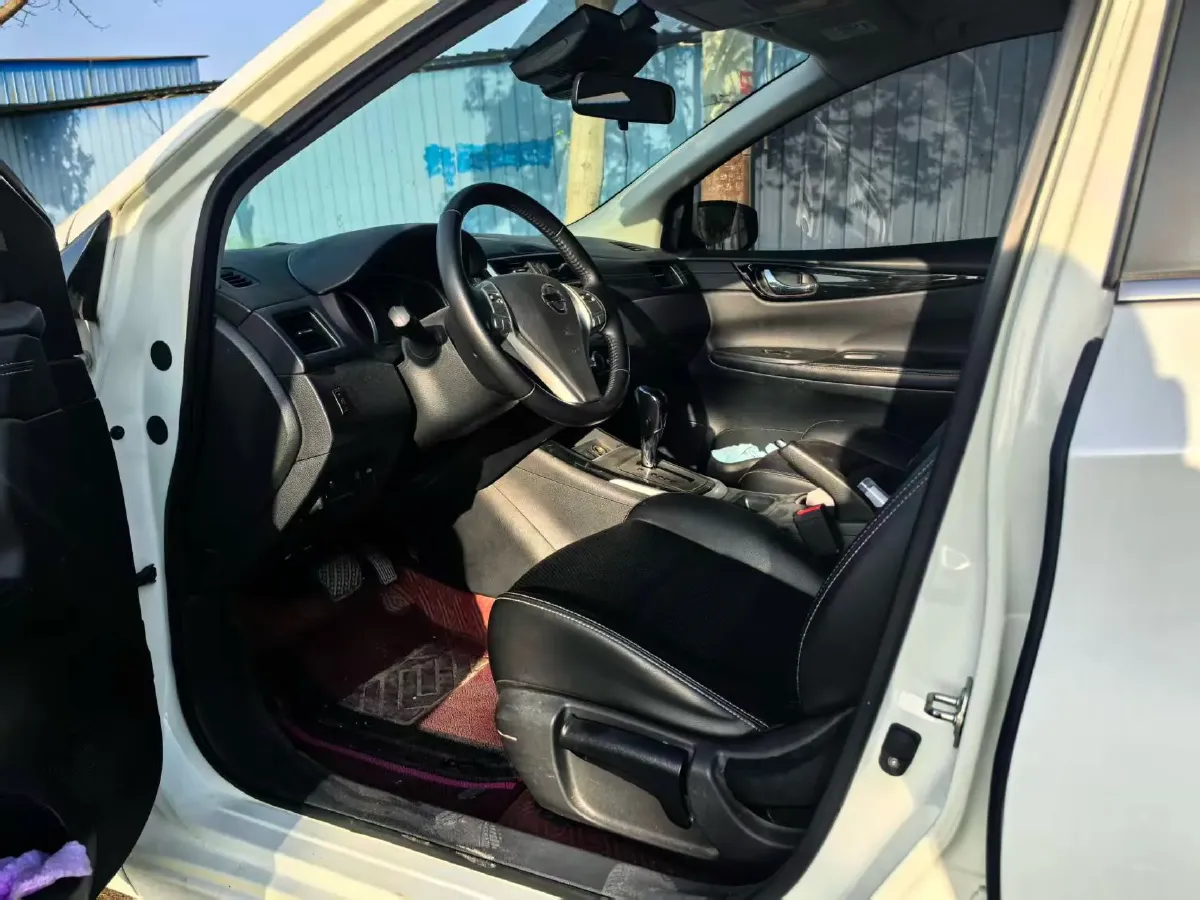2021 Nissan Tiida 1.6L 122HP L4 CVT,autocango,china used car exporter,china ev exporter,chinese used car exporter,chinese used ev exporter