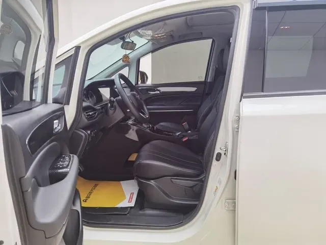 2021 GAC Trumpchi M6 1.5T 169HP L4 7DCT,autocango,china used car exporter,china ev exporter,chinese used car exporter,chinese used ev exporter