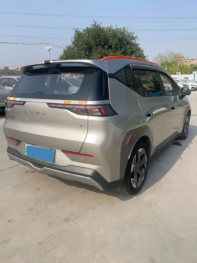 2022 Geely Okavango 1.8T 184HP L4 7DCT,autocango,china used car exporter,china ev exporter,chinese used car exporter,chinese used ev exporter