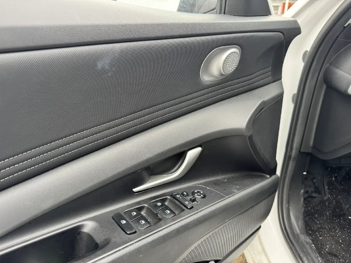 2023 Hyundai Elantra 1.5L 115HP L4 CVT,autocango,china used car exporter,china ev exporter,chinese used car exporter,chinese used ev exporter