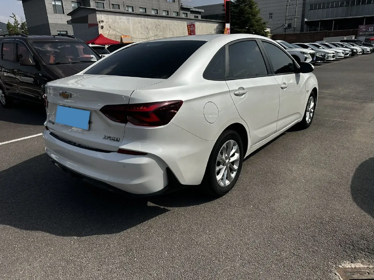 2023 Chevrolet Monza 1.5L 113HP L4 6DCT,autocango,china used car exporter,china ev exporter,chinese used car exporter,chinese used ev exporter