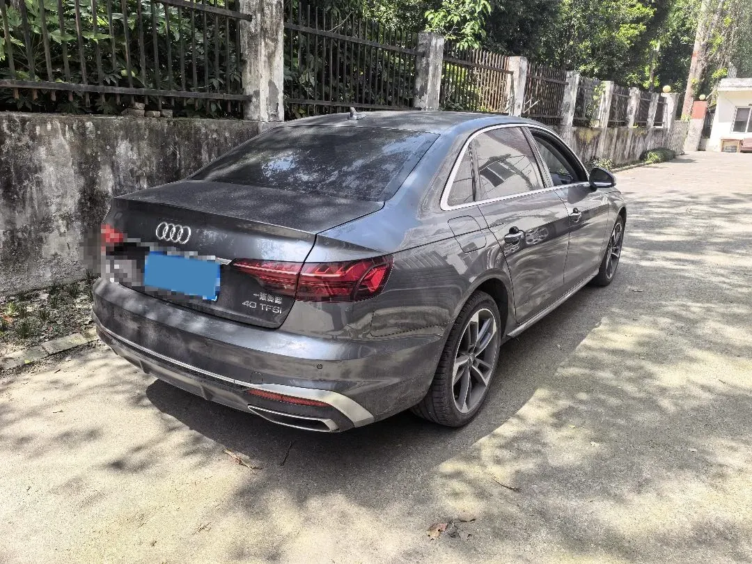 2020 Audi A4L 2.0T 190HP L4 7DCT,autocango,china used car exporter,china ev exporter,chinese used car exporter,chinese used ev exporter