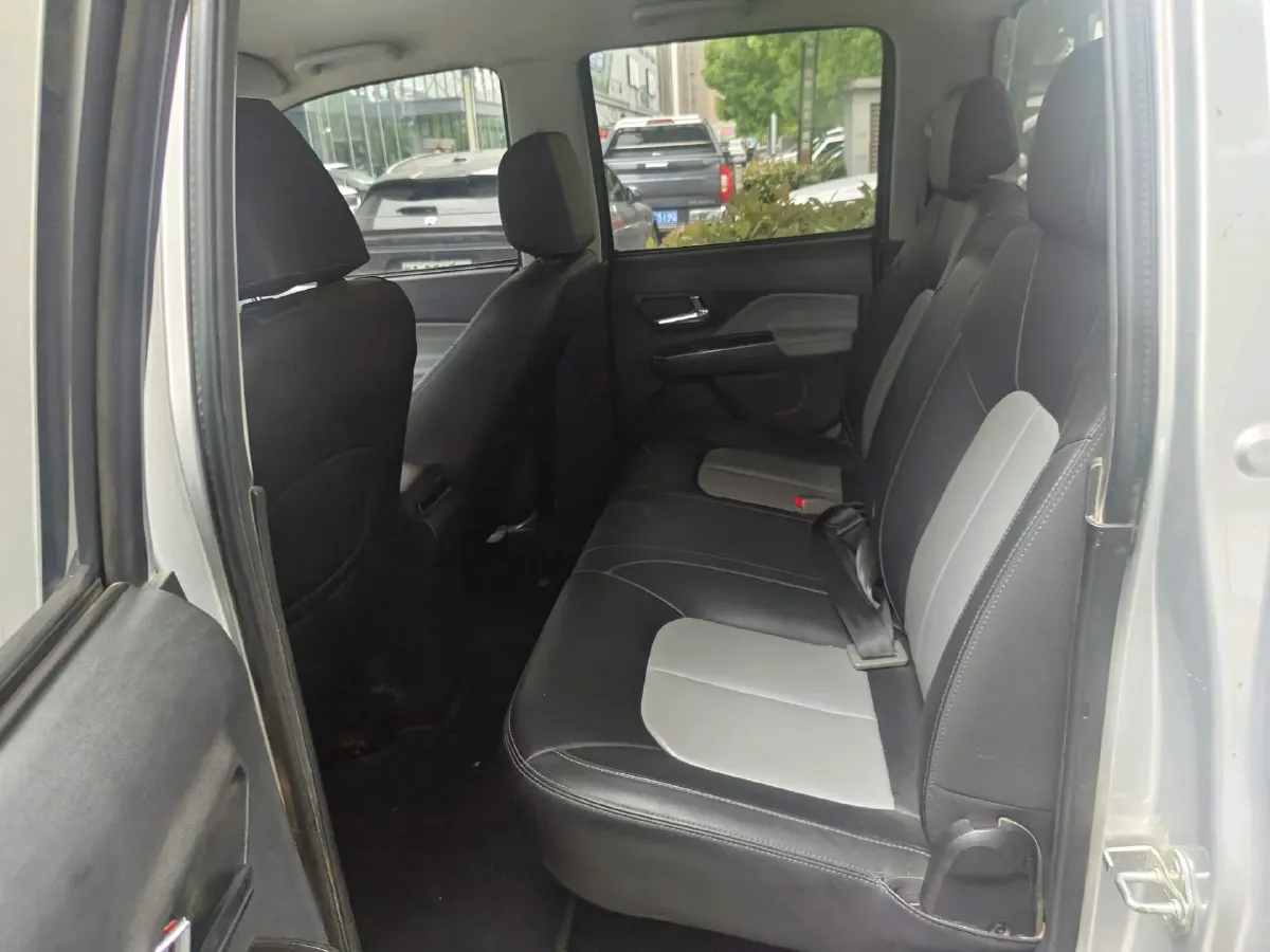 2023 Great Wall Wingle 5 2.0T 139HP L4 6MT,autocango,china used car exporter,china ev exporter,chinese used car exporter,chinese used ev exporter