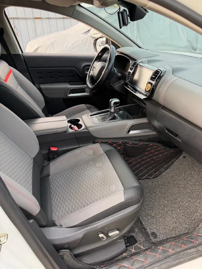 2017 Citroen C5 Aircross 1.6T 167HP L4 6AT,autocango,china used car exporter,china ev exporter,chinese used car exporter,chinese used ev exporter