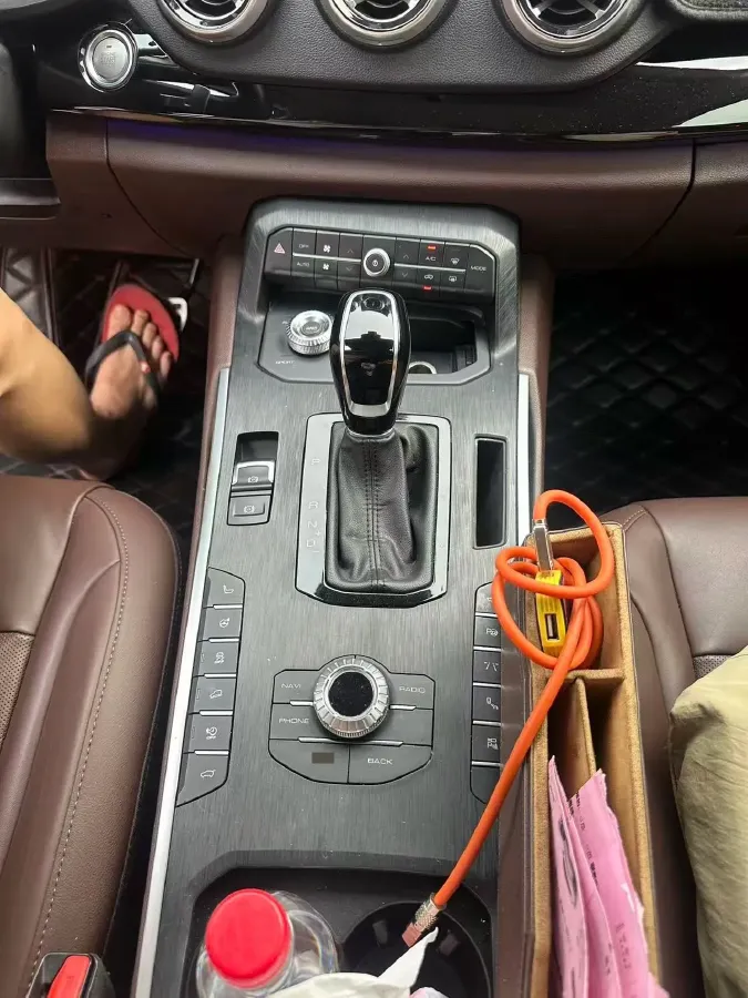 2018 WEY P8 2.0T 234HP L4 6DCT PHEV 12.96KWH,autocango,china used car exporter,china ev exporter,chinese used car exporter,chinese used ev exporter