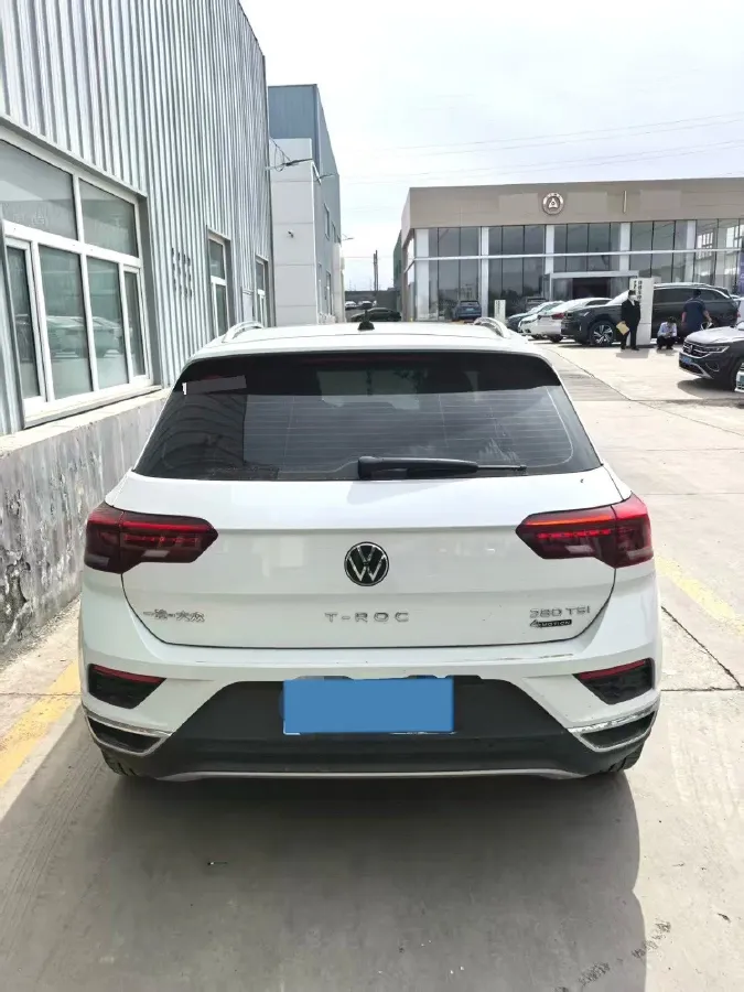 2021 Volkswagen T-Roc 1.4T 150HP L4 7DCT,autocango,china used car exporter,china ev exporter,chinese used car exporter,chinese used ev exporter