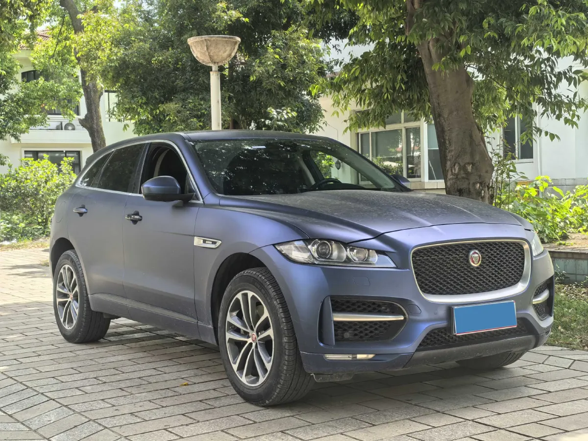 2018 Jaguar F-PACE 2.0T 250HP L4 8AT,autocango,china used car exporter,china ev exporter,chinese used car exporter,chinese used ev exporter