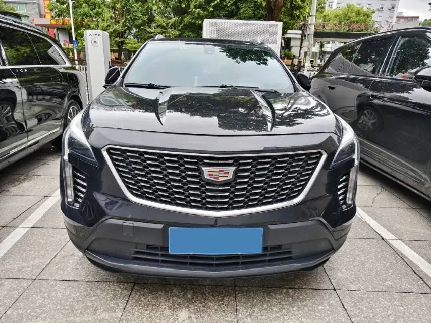2021 Cadillac XT4 2.0T 237HP L4 9AT,autocango,china used car exporter,china ev exporter,chinese used car exporter,chinese used ev exporter