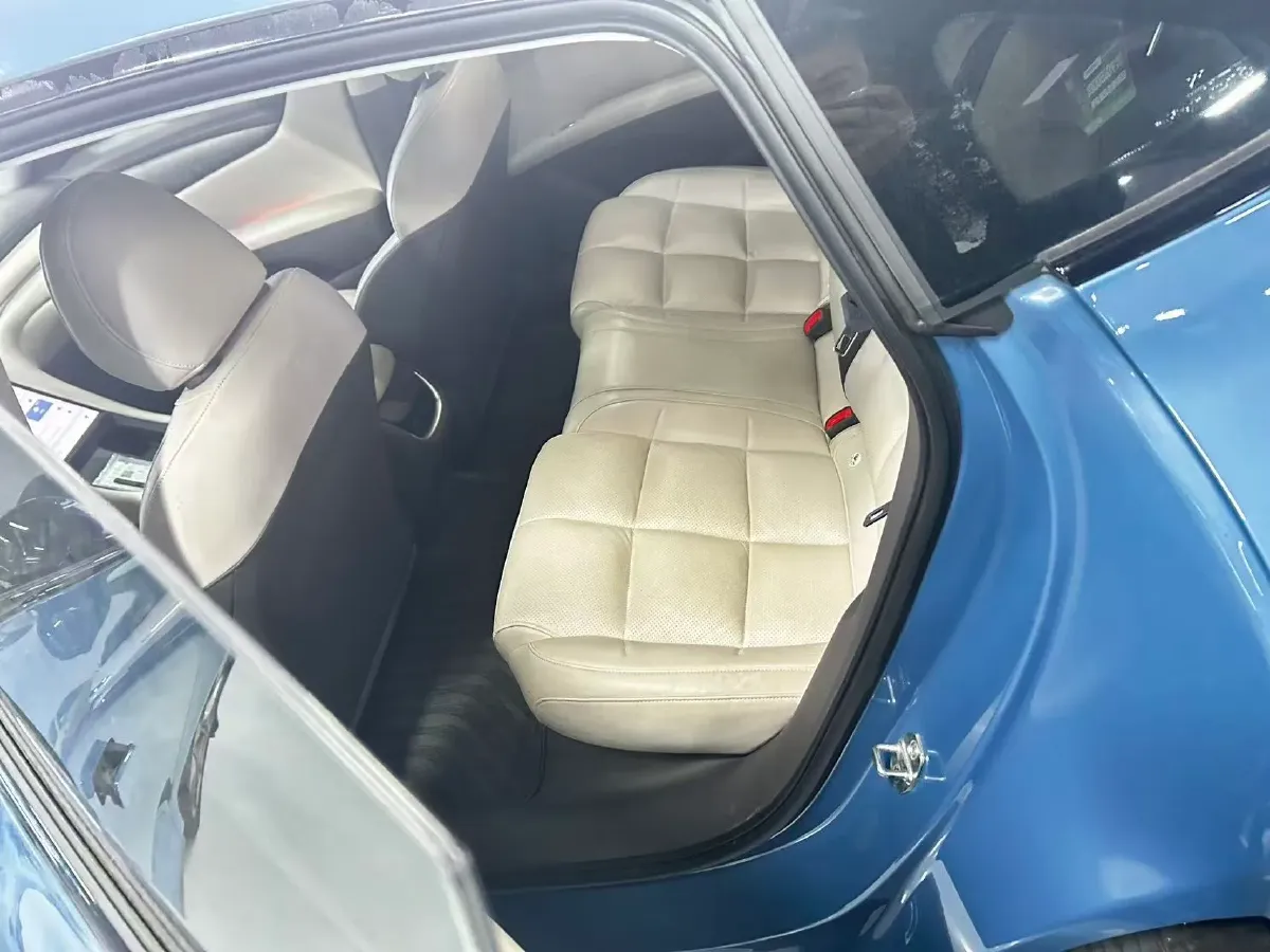 2024 IM L6 BEV 75KWH,autocango,china used car exporter,china ev exporter,chinese used car exporter,chinese used ev exporter