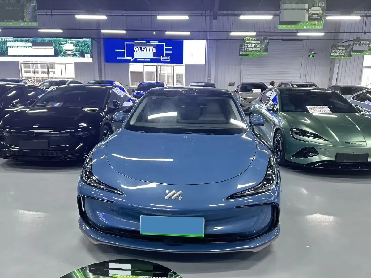 2024 IM L6 BEV 75KWH,autocango,china used car exporter,china ev exporter,chinese used car exporter,chinese used ev exporter