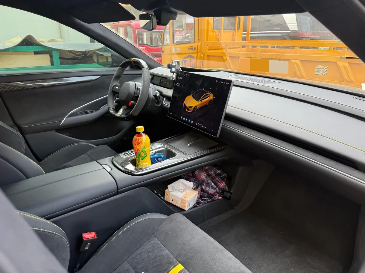 2025 MI SU7 Ultra BEV 93.7KWH,autocango,china used car exporter,china ev exporter,chinese used car exporter,chinese used ev exporter