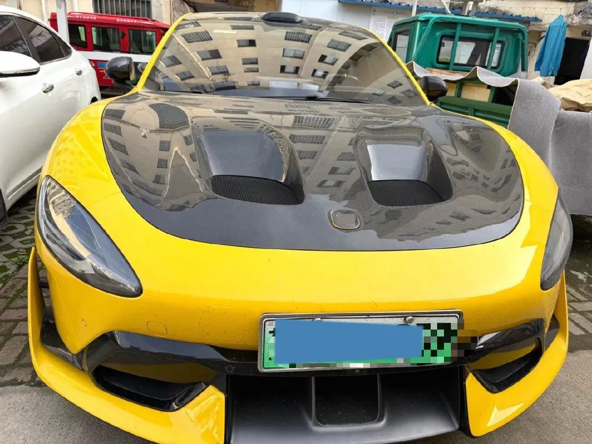 2025 MI SU7 Ultra BEV 93.7KWH,autocango,china used car exporter,china ev exporter,chinese used car exporter,chinese used ev exporter