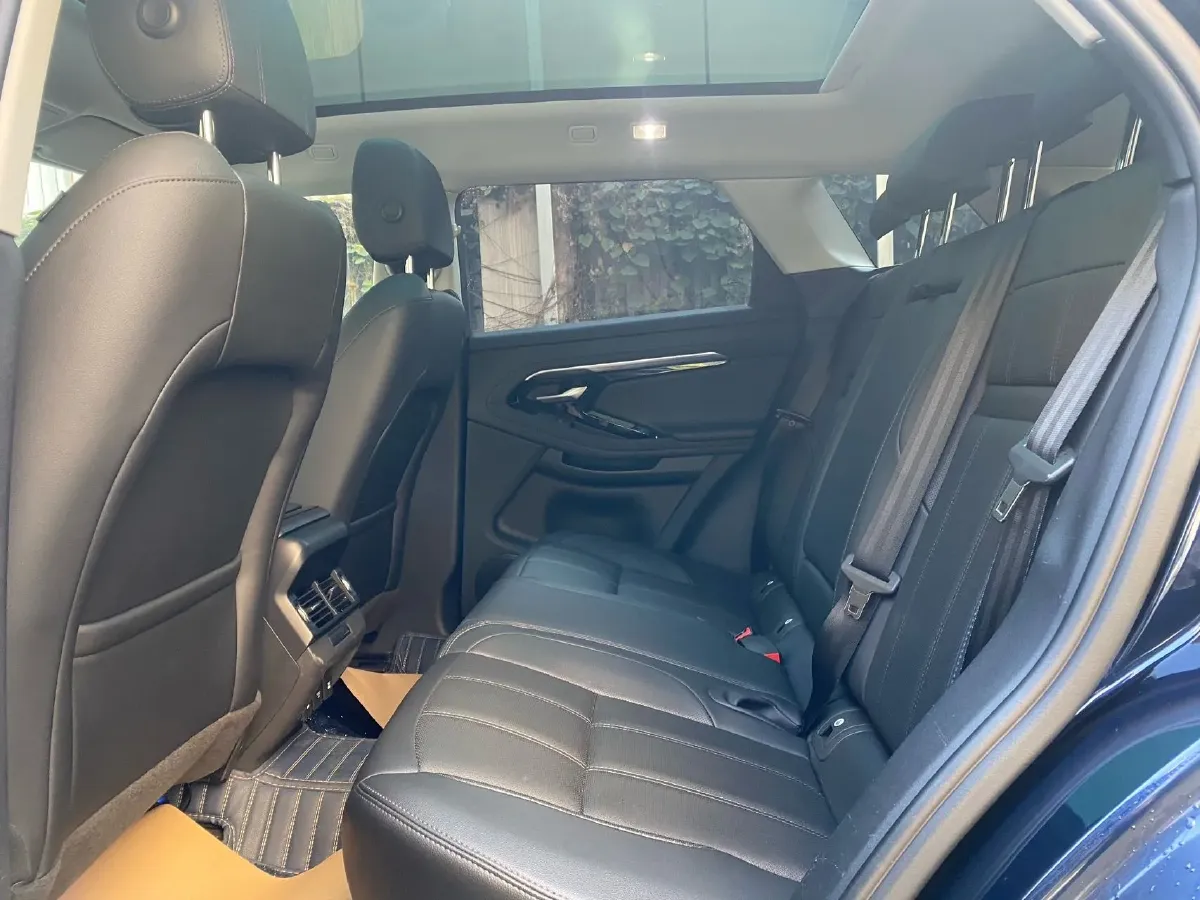 2020 Land Rover Range Rover Evoque 2.0T 249HP L4 9AT,autocango,china used car exporter,china ev exporter,chinese used car exporter,chinese used ev exporter