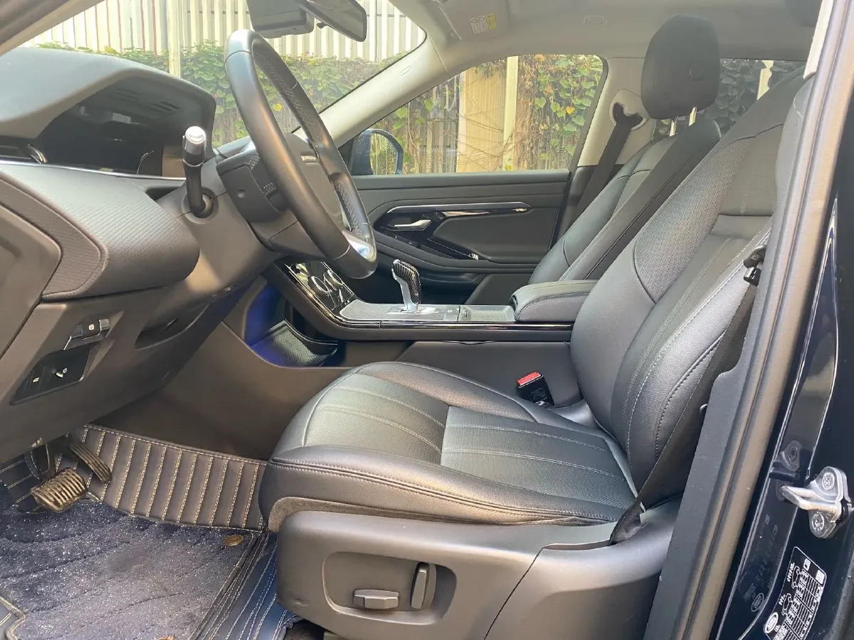 2020 Land Rover Range Rover Evoque 2.0T 249HP L4 9AT,autocango,china used car exporter,china ev exporter,chinese used car exporter,chinese used ev exporter