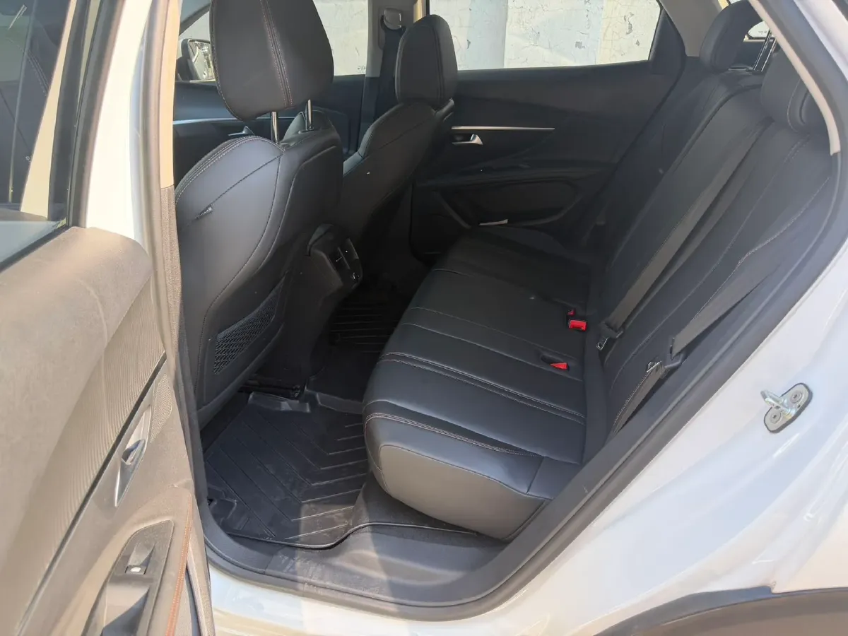 2019 Peugeot 4008 1.6T 170HP L4 6AT,autocango,china used car exporter,china ev exporter,chinese used car exporter,chinese used ev exporter