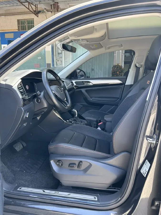 2021 Volkswagen Tayron 2.0T 186HP L4 7DCT,autocango,china used car exporter,china ev exporter,chinese used car exporter,chinese used ev exporter