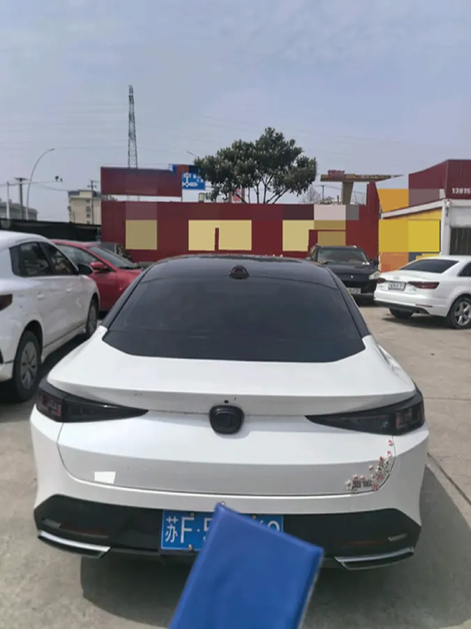 2023 ChangAn Lamore 1.5T 170HP L4 7DCT,autocango,china used car exporter,china ev exporter,chinese used car exporter,chinese used ev exporter