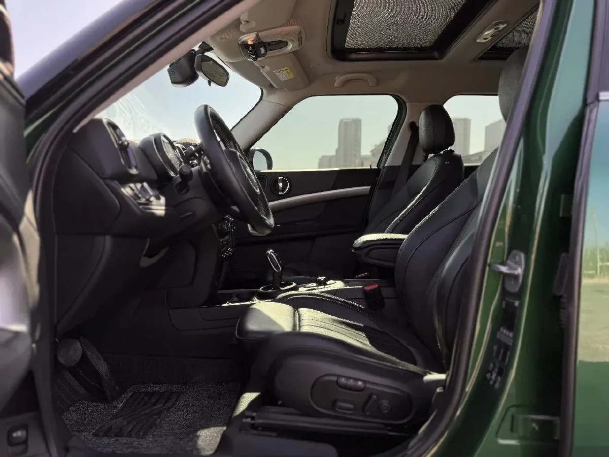 2020 MINI COUNTRYMAN 2.0T 192HP L4 8AT,autocango,china used car exporter,china ev exporter,chinese used car exporter,chinese used ev exporter