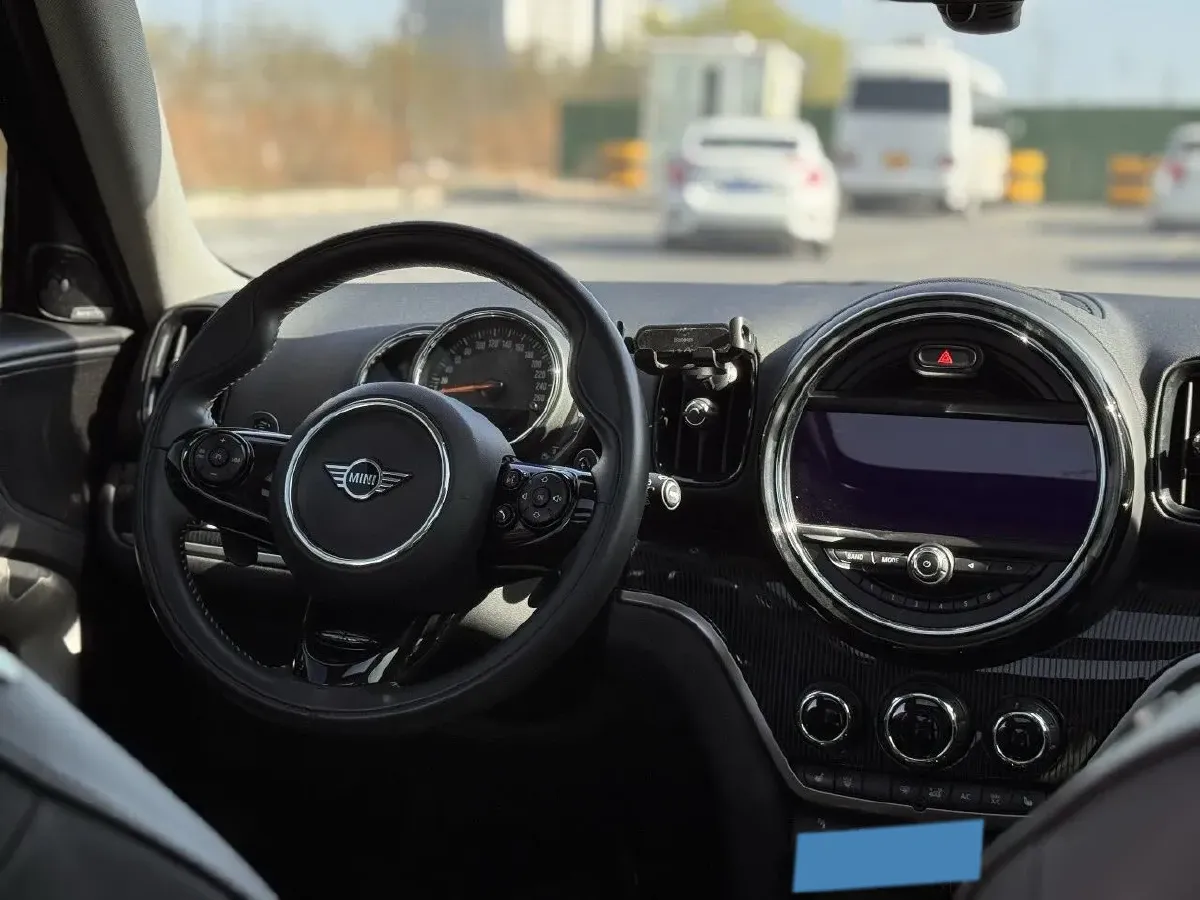 2020 MINI COUNTRYMAN 2.0T 192HP L4 8AT,autocango,china used car exporter,china ev exporter,chinese used car exporter,chinese used ev exporter