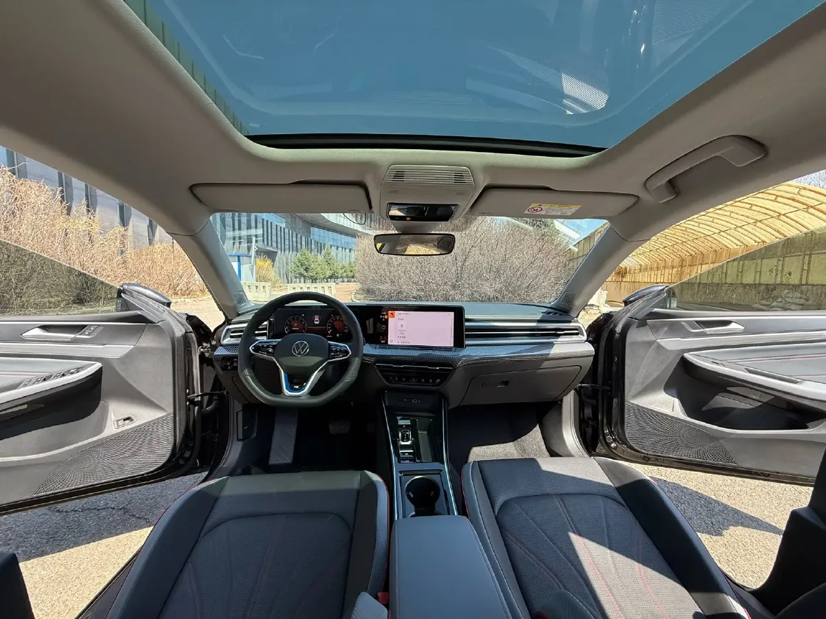 2024 Volkswagen Lamando 1.4T 150HP L4 7DCT,autocango,china used car exporter,china ev exporter,chinese used car exporter,chinese used ev exporter