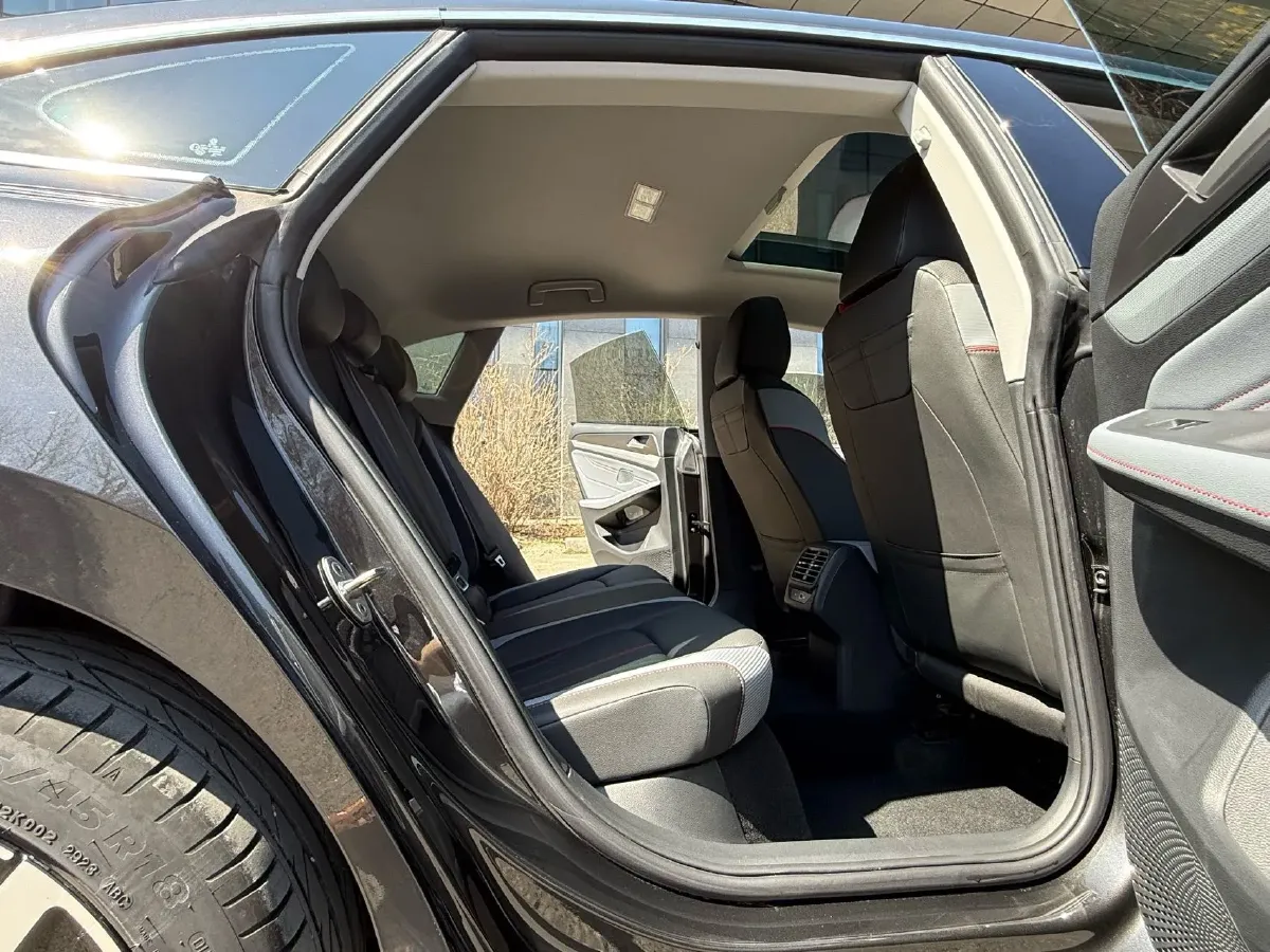 2024 Volkswagen Lamando 1.4T 150HP L4 7DCT,autocango,china used car exporter,china ev exporter,chinese used car exporter,chinese used ev exporter