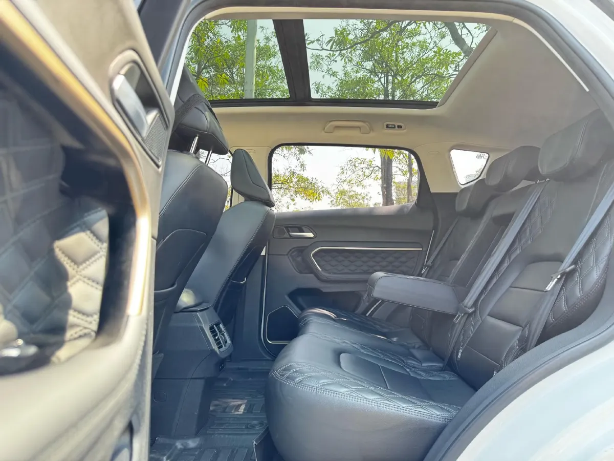 2021 Haval H6 1.5T 169HP L4 7DCT,autocango,china used car exporter,china ev exporter,chinese used car exporter,chinese used ev exporter