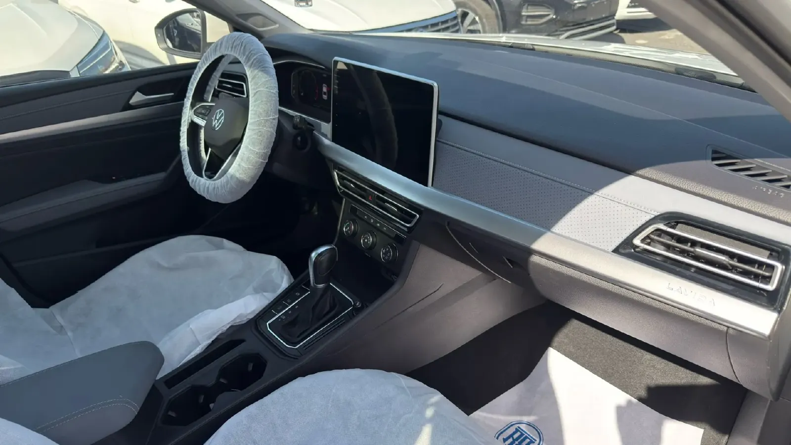 2023 Volkswagen Lavida 1.5L 113HP L4 6AT,autocango,china used car exporter,china ev exporter,chinese used car exporter,chinese used ev exporter