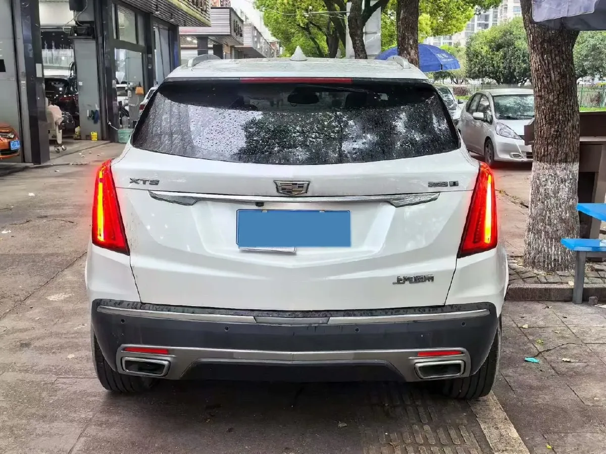 2021 Cadillac XT5 2.0T 237HP L4 9AT,autocango,china used car exporter,china ev exporter,chinese used car exporter,chinese used ev exporter