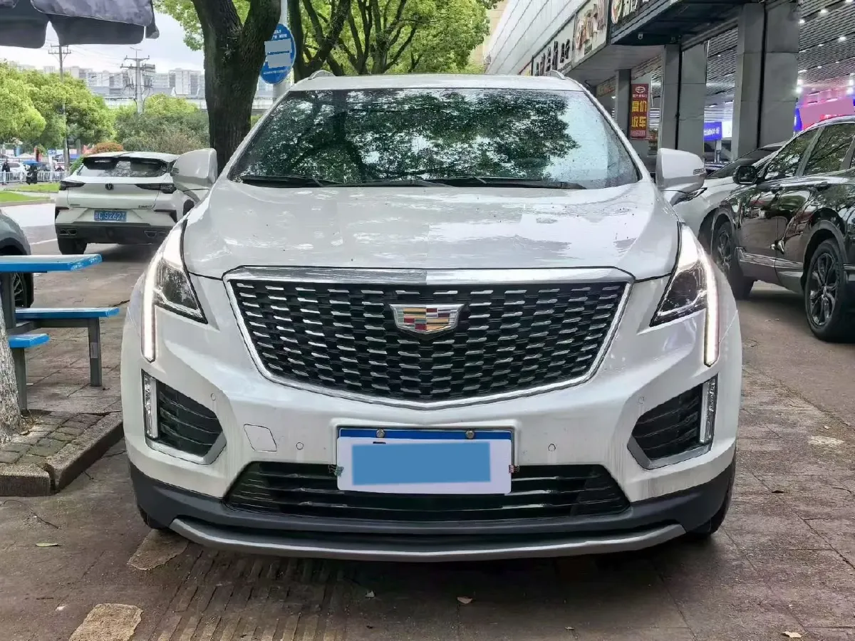 2021 Cadillac XT5 2.0T 237HP L4 9AT,autocango,china used car exporter,china ev exporter,chinese used car exporter,chinese used ev exporter