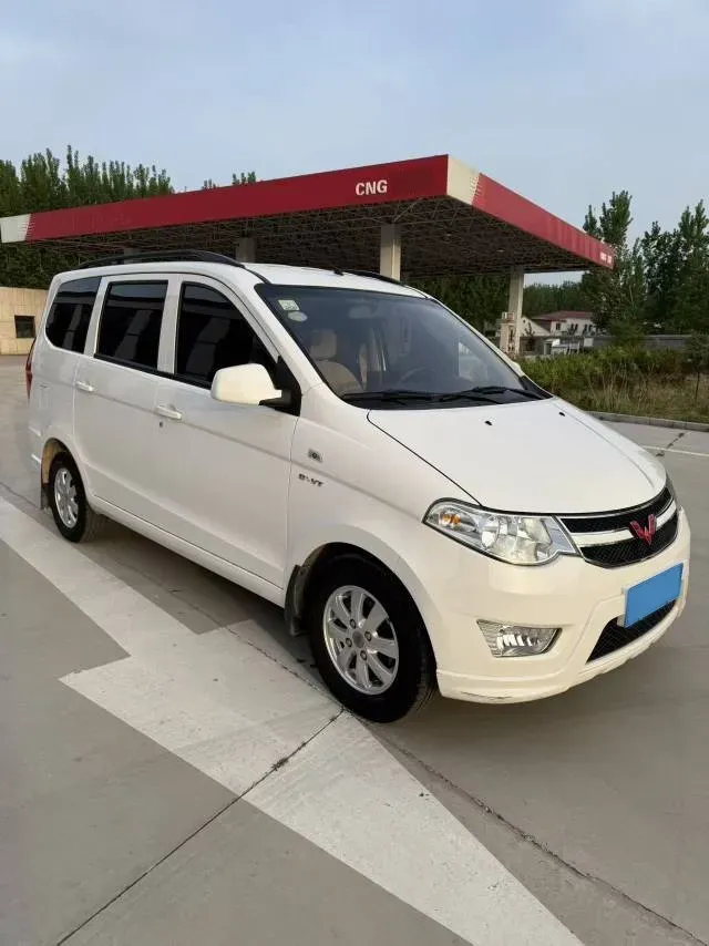 2016 WuLing HongGuang 1.5L 112HP L4 5MT,autocango,china used car exporter,china ev exporter,chinese used car exporter,chinese used ev exporter