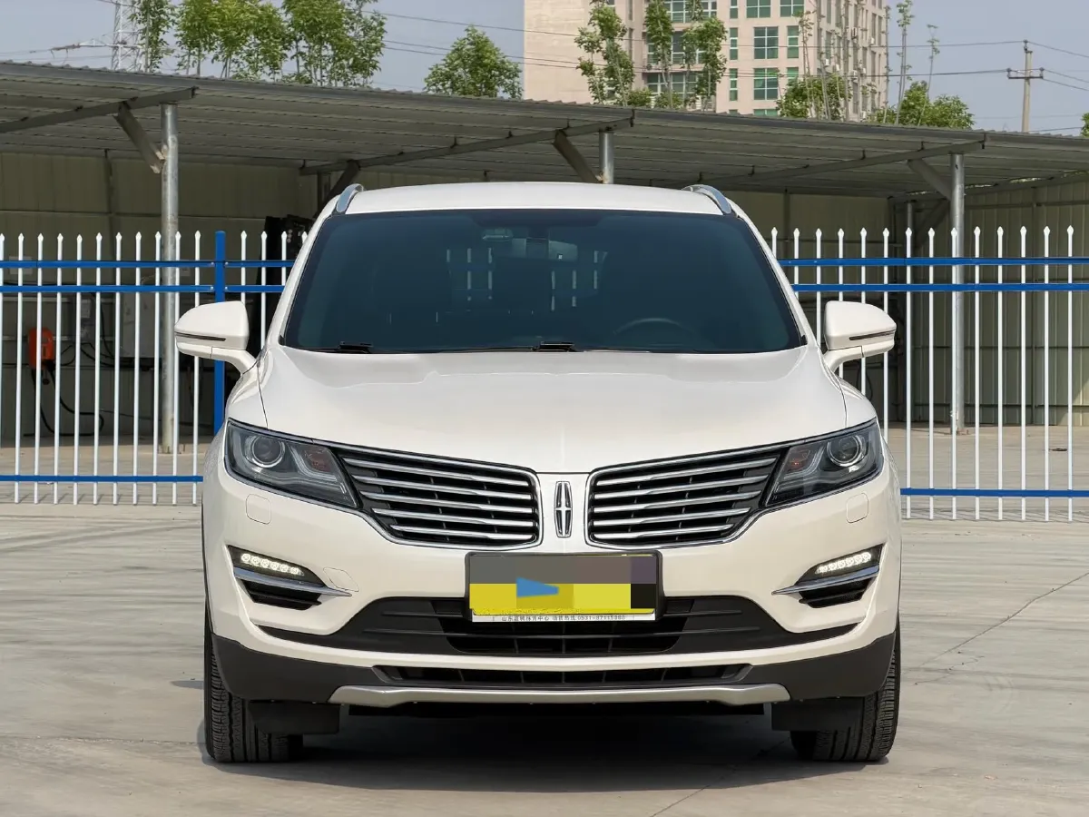 2018 Lincoln MKC 2.0T 203HP L4 6AT,autocango,china used car exporter,china ev exporter,chinese used car exporter,chinese used ev exporter